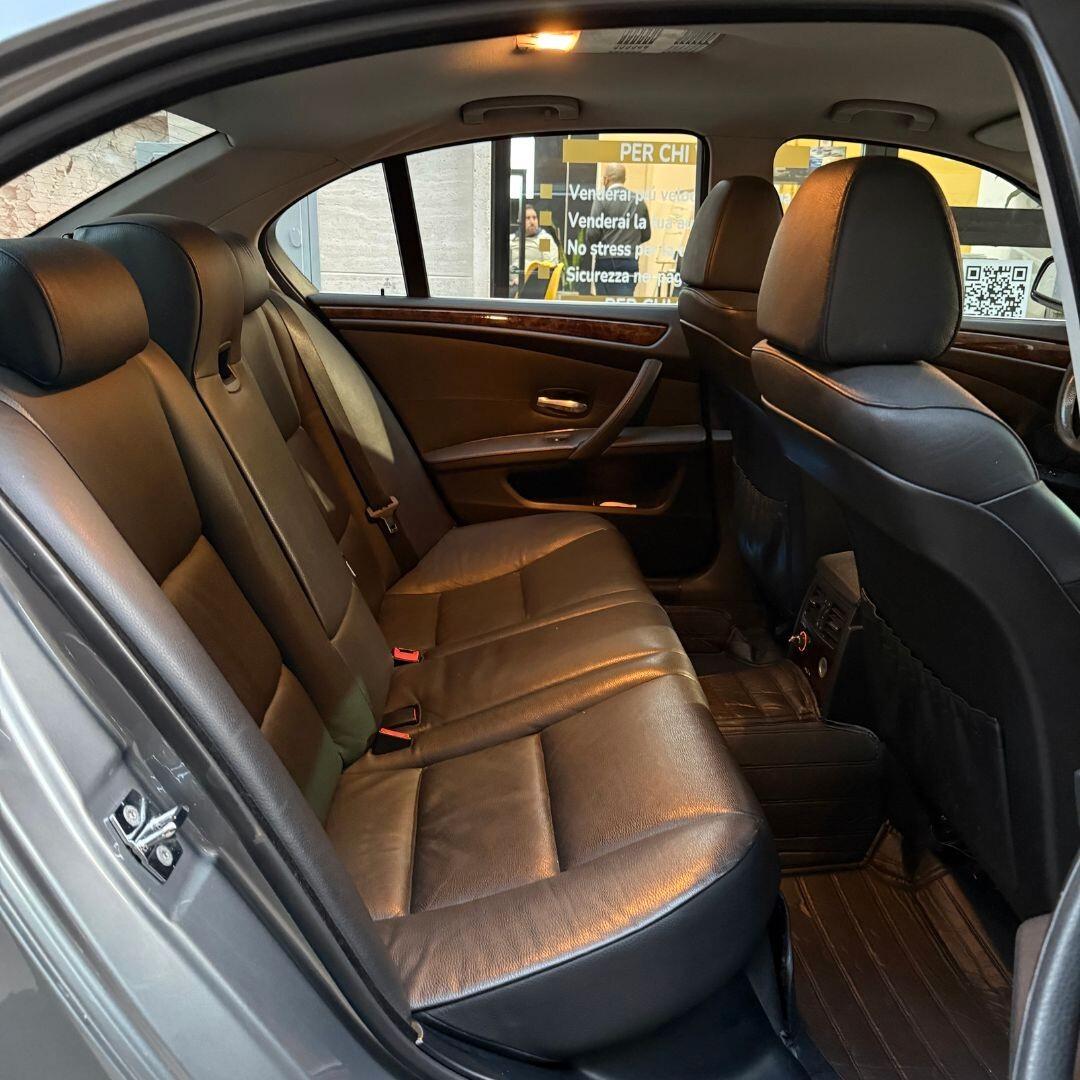 BMW Serie 5 520d cat Futura