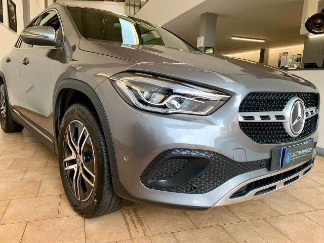 Mercedes-Benz GLA 200 GLA 200d Sport Plus auto