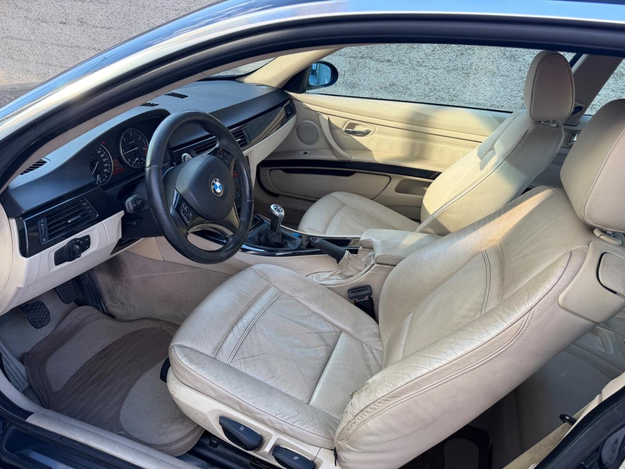 BMW 320d 177CV Coupé Futura MANUALE