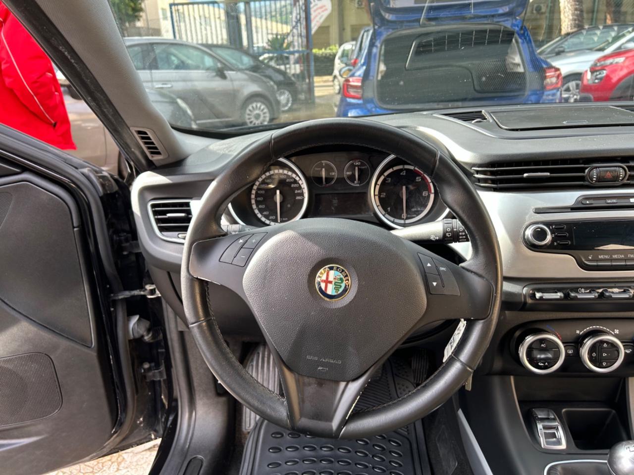 Alfa Romeo Giulietta 1.6 JTDm-2 105 CV Distinctive