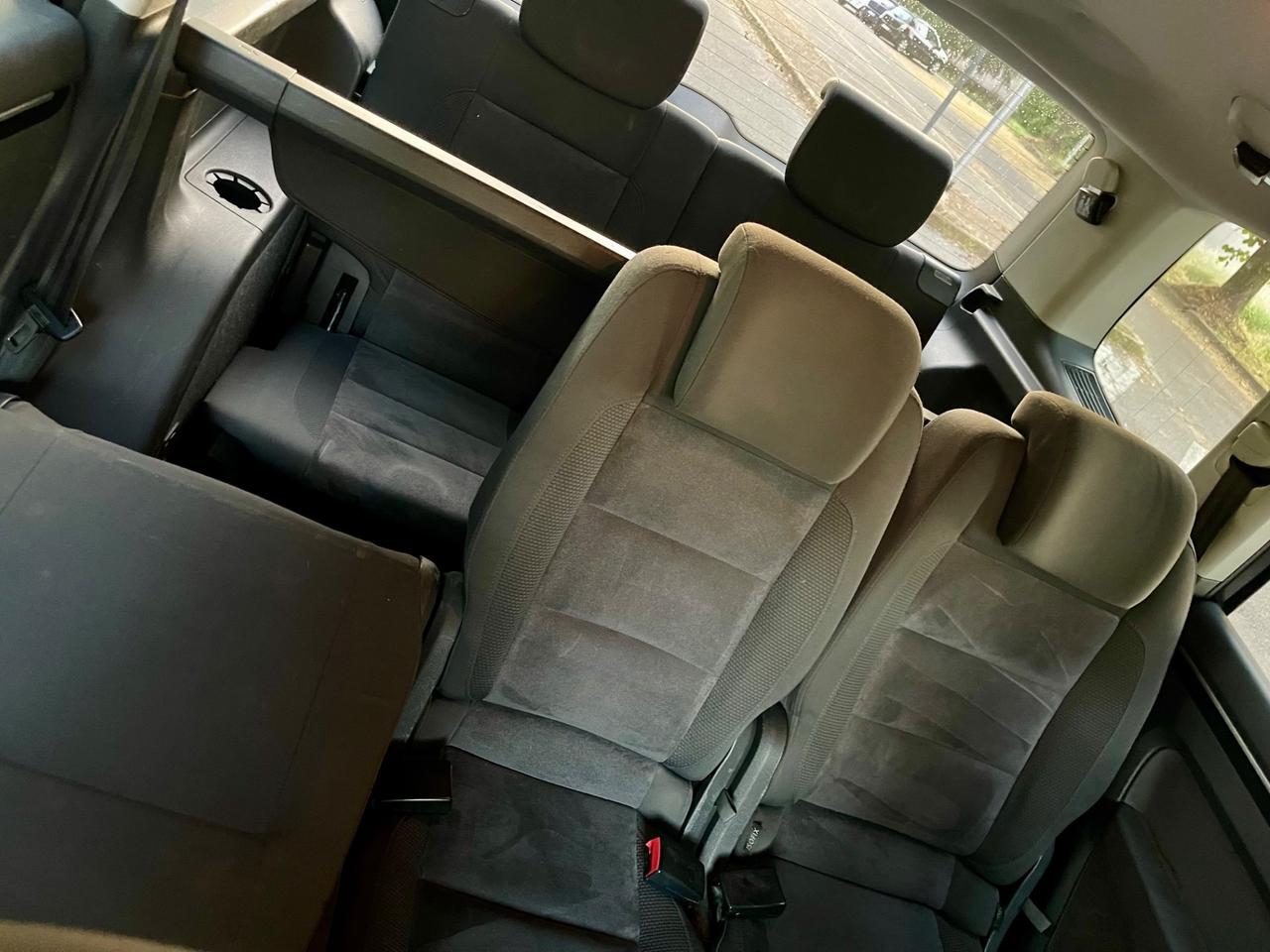 Volkswagen Touran 2.0 TDI 140 CV DSG Highline