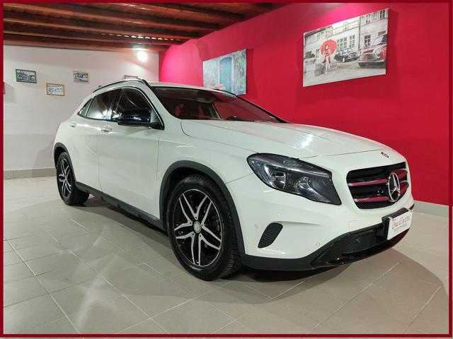 MERCEDES-BENZ GLA 180 CDI Sport