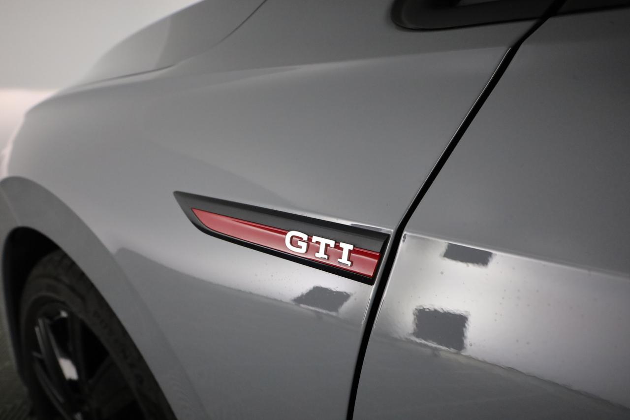 VOLKSWAGEN Golf 8ª serie Golf 2.0 TSI GTI DSG