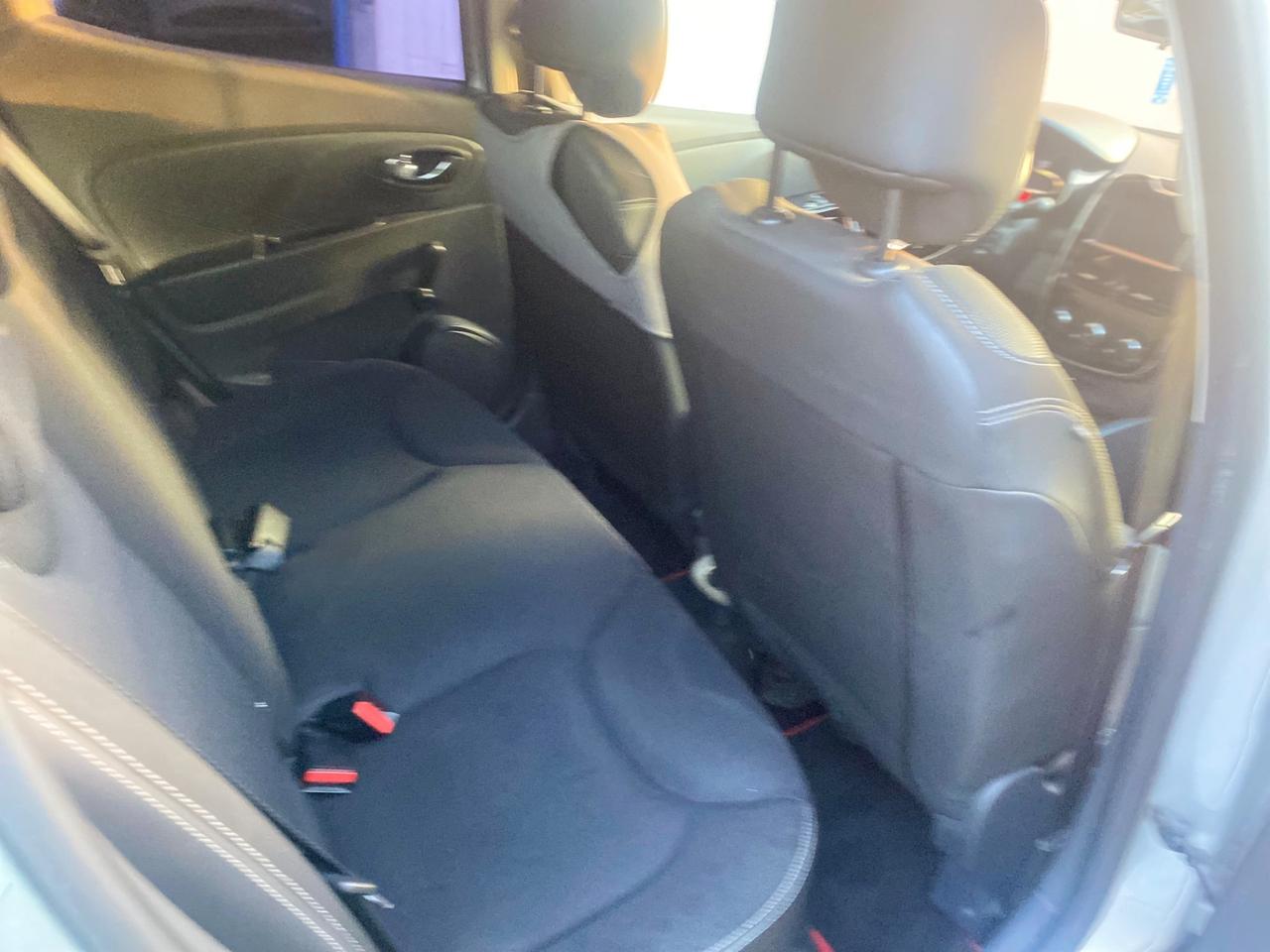 Renault Clio 1.5 dCi 8V 75CV 5 porte sport