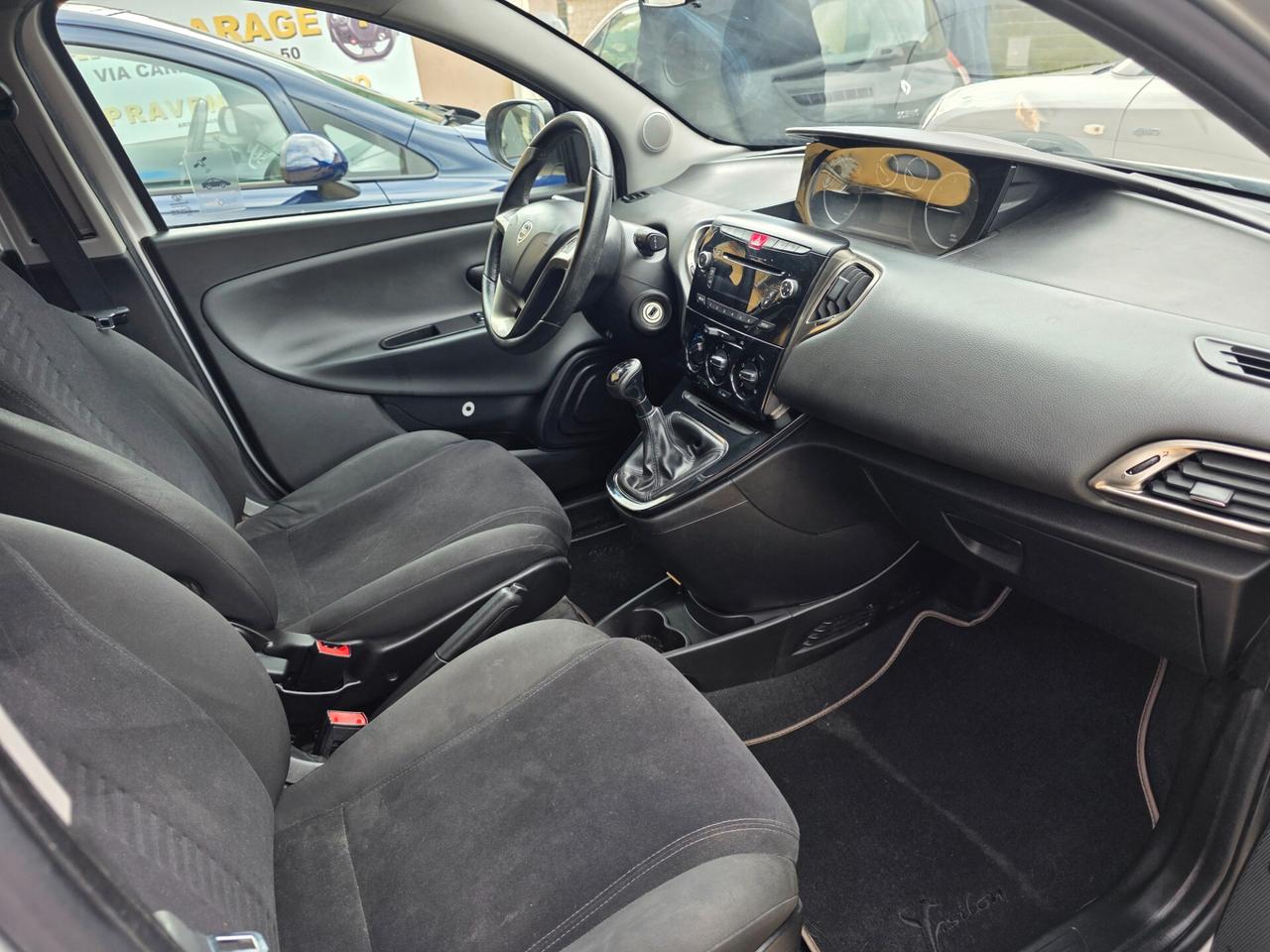 Lancia Ypsilon 1.3 MJT 16V 95 CV 5 porte S&S Gold