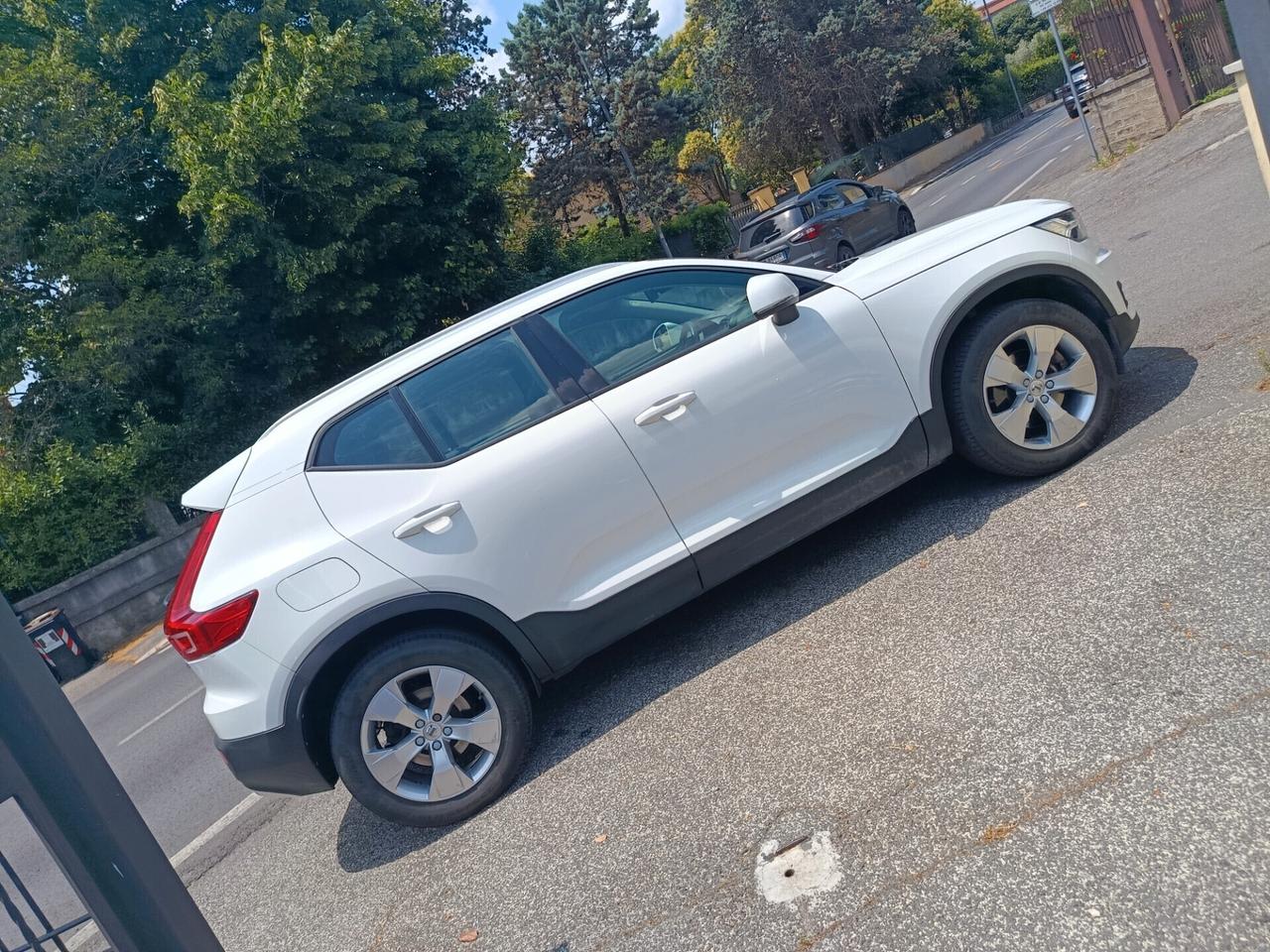Volvo XC40 D4 AWD Geartronic Business