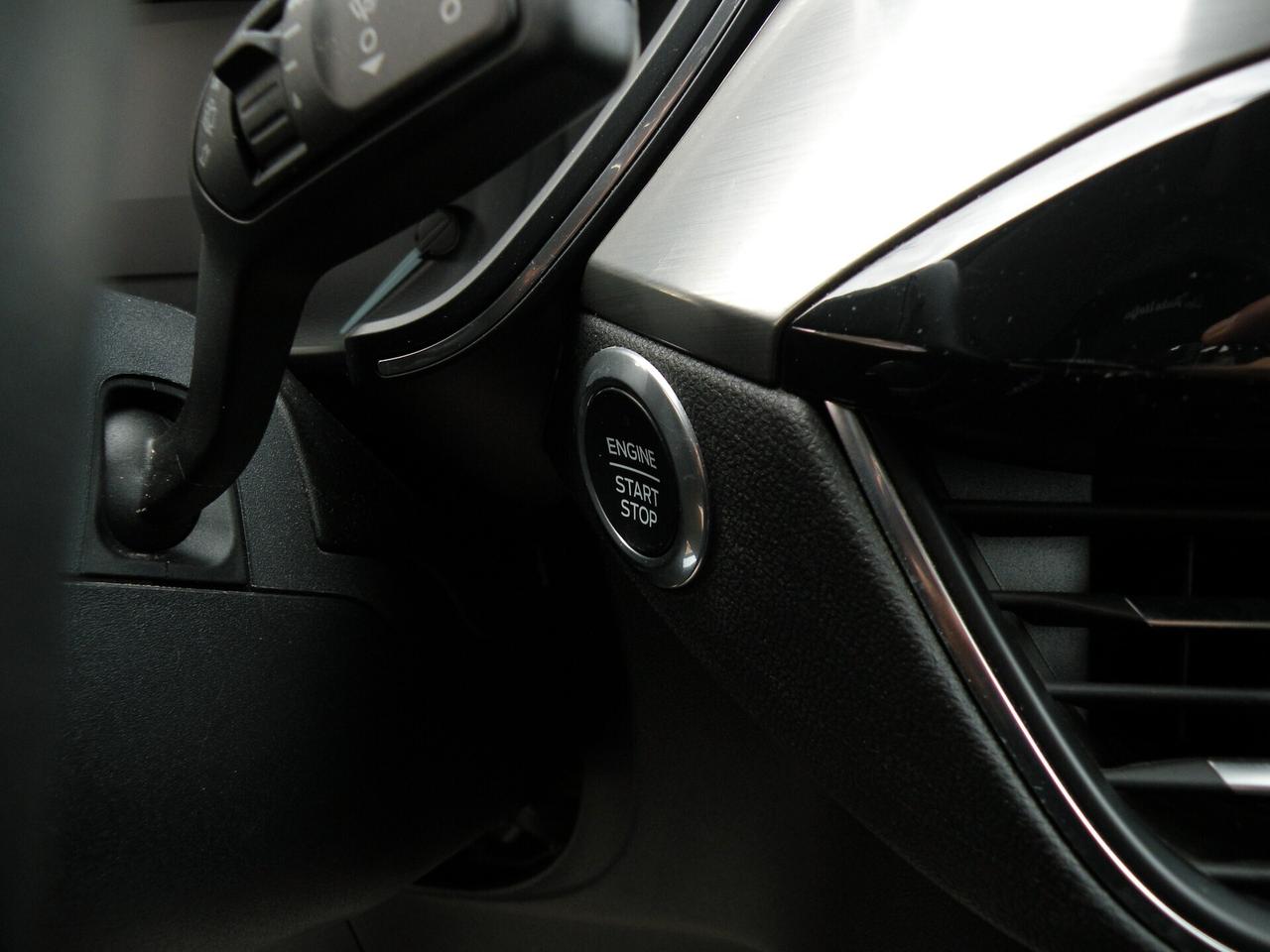 FORD KUGA 1.5 120 CV TITANIUM 2020