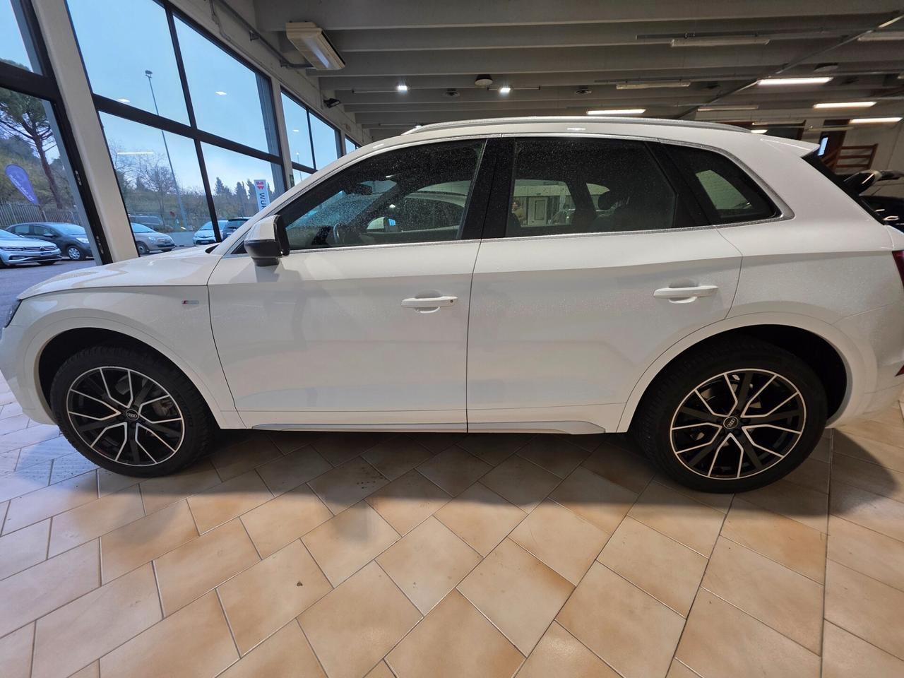 Audi Q5 40 TDI 204 CV quattro S tronic line plus