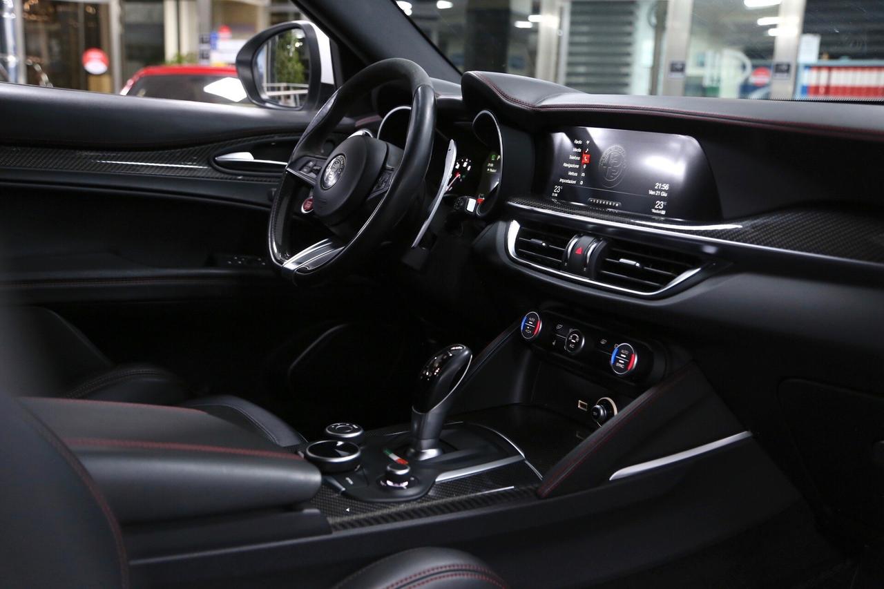 Alfa Romeo Stelvio Quadrifoglio 2.9 Bi-Turbo V6 510 CV AT8