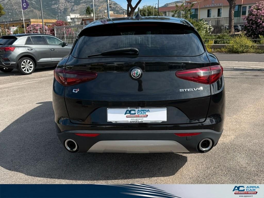 Alfa Romeo Stelvio 2.2 Turbodiesel 190 CV AT8 Q4 Business IN PROMO