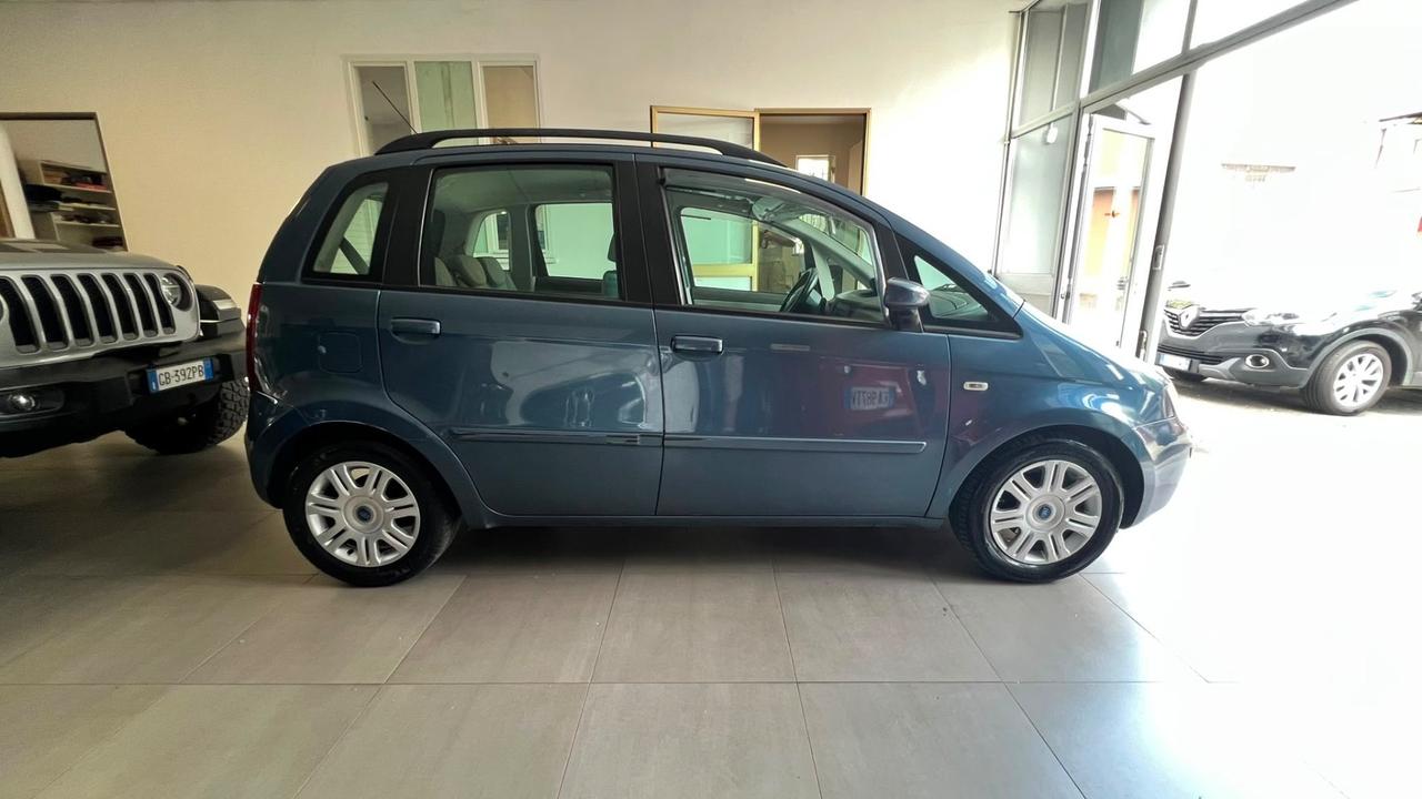 Fiat Idea 1.4 16V Emotion