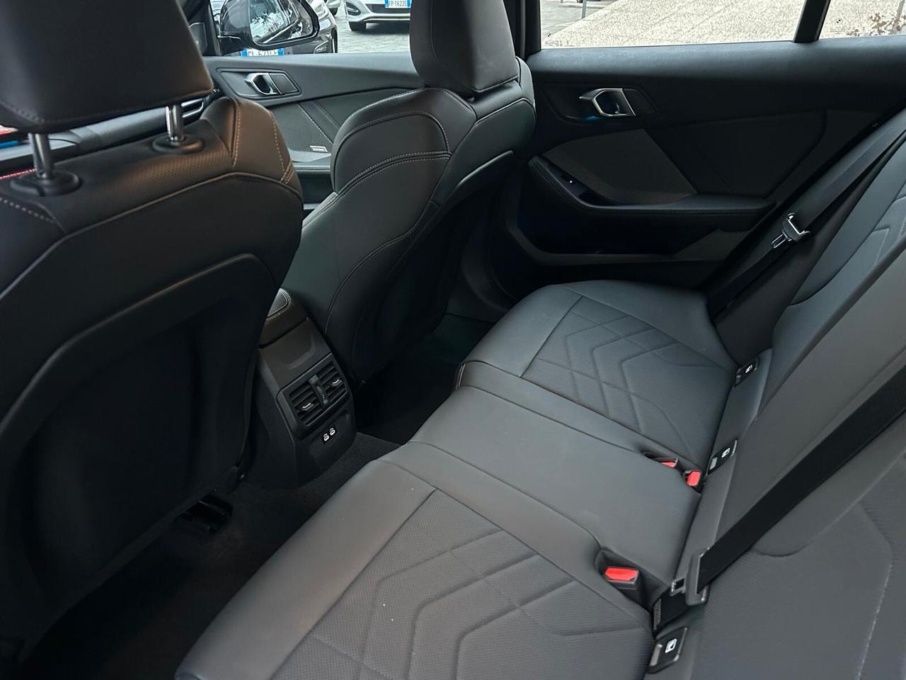 Bmw 120 48V 5p. MSport NAVI PRO - CERCHI 19"- HEAD UP - HARMAN KARDON