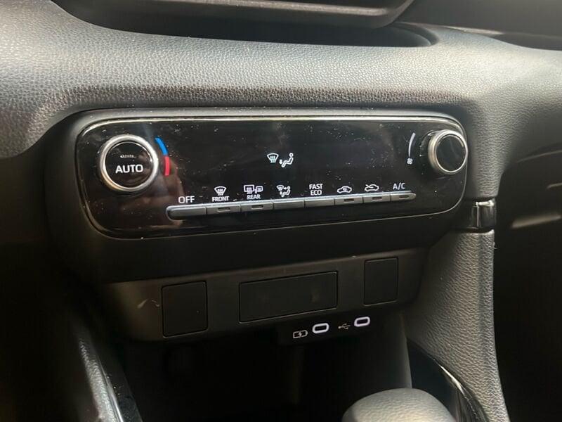 Toyota Yaris Hybrid Trend MY24