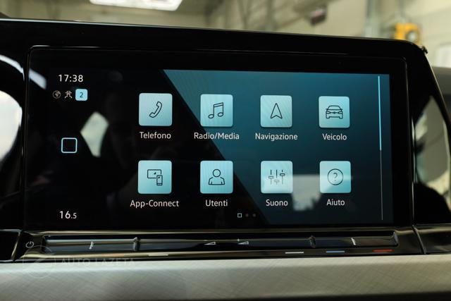 VOLKSWAGEN Golf 1.0 TSI Life