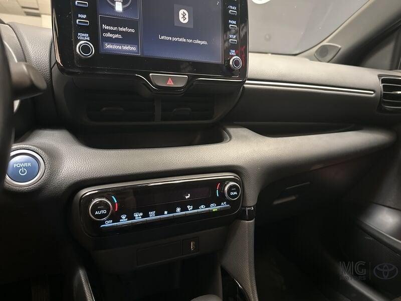 Toyota Yaris 1.5 Hybrid 5 porte Lounge