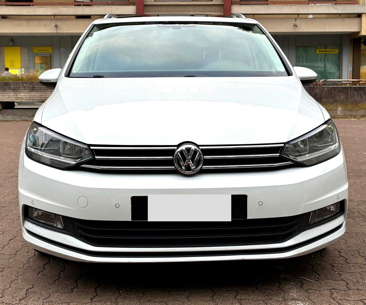 Volkswagen Touran 1.5 TSI EVO DSG Executive BlueMotion Technology