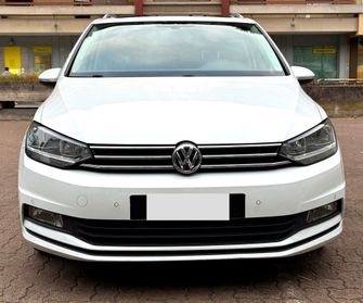Volkswagen Touran 1.5 TSI EVO DSG Executive BlueMotion Technology