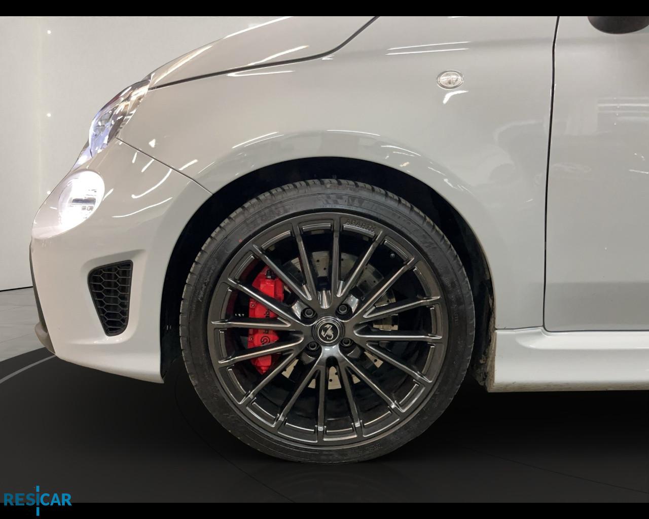 ABARTH 695 1.4 t-jet Competizione 180cv