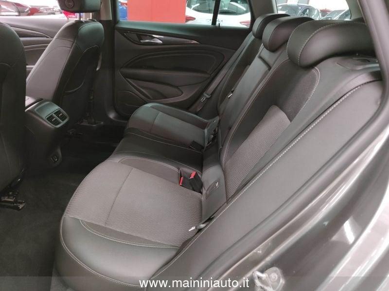 Opel Insignia 1.6 CDTI 136cv Sports Tourer Cambio Automatico