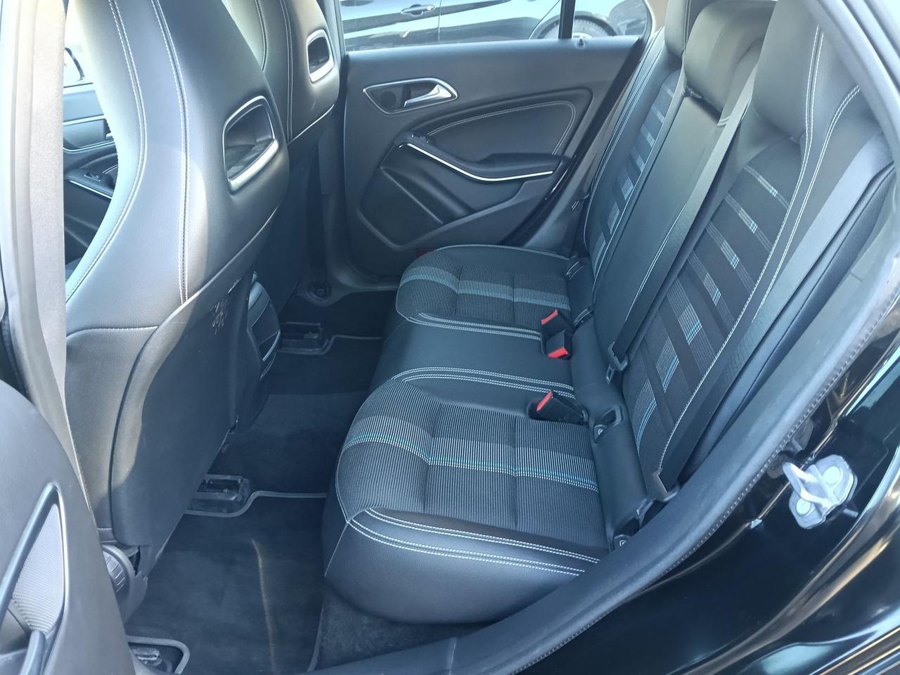 Mercedes-Benz CLA 200 S.W. Automatic Busine #10798
