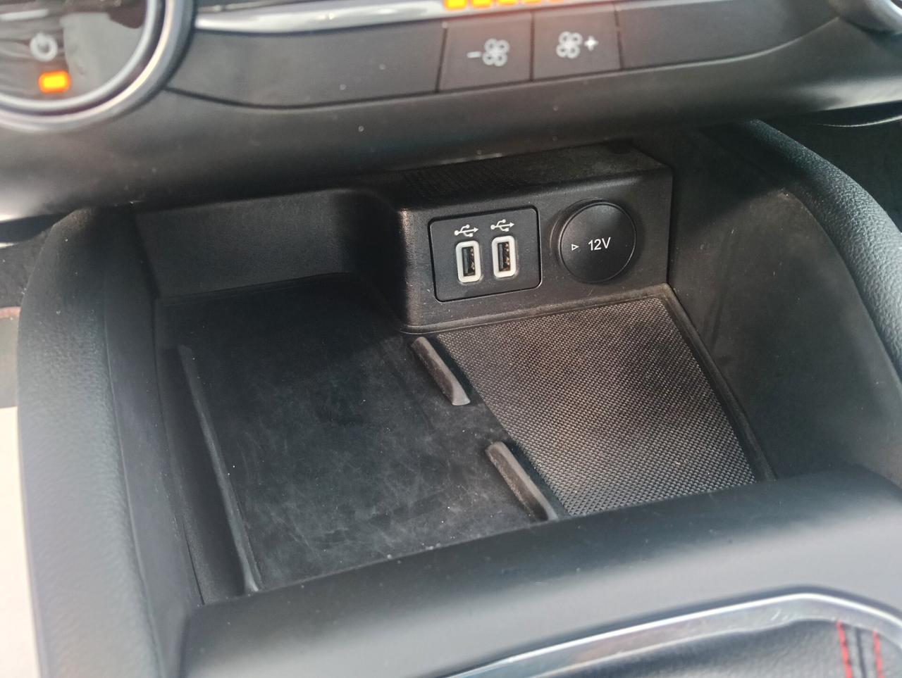 Ford Focus 1.0 EcoBoost Hybrid 155 CV 5p. ST-Line X AZIENDALE