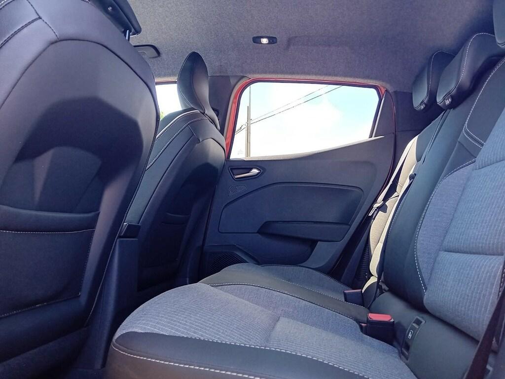Renault Clio 1.6 E-Tech full hybrid Techno