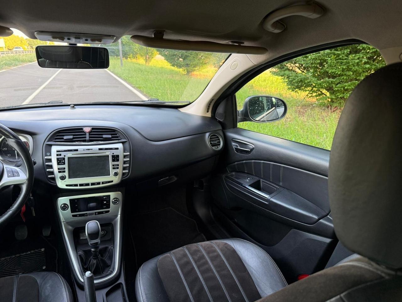 Lancia Delta 1.6 MJT DPF Platino