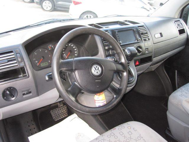 VOLKSWAGEN Caravelle 2.5 TDI/131CV PL Trendline autom.