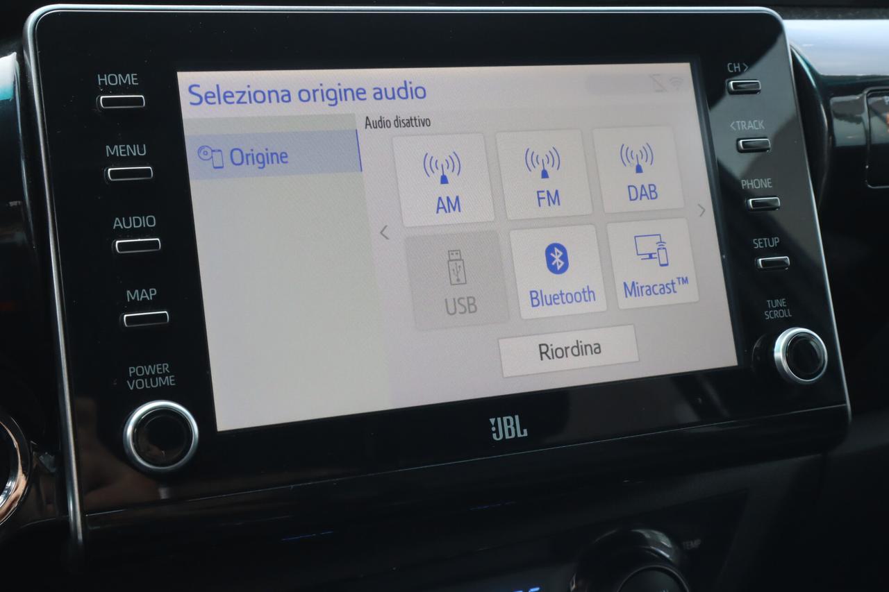 Toyota Hilux Toyota Hilux 2.8 D 204 CV DoCab 4x4 Aut Invincible 39900 + IVA