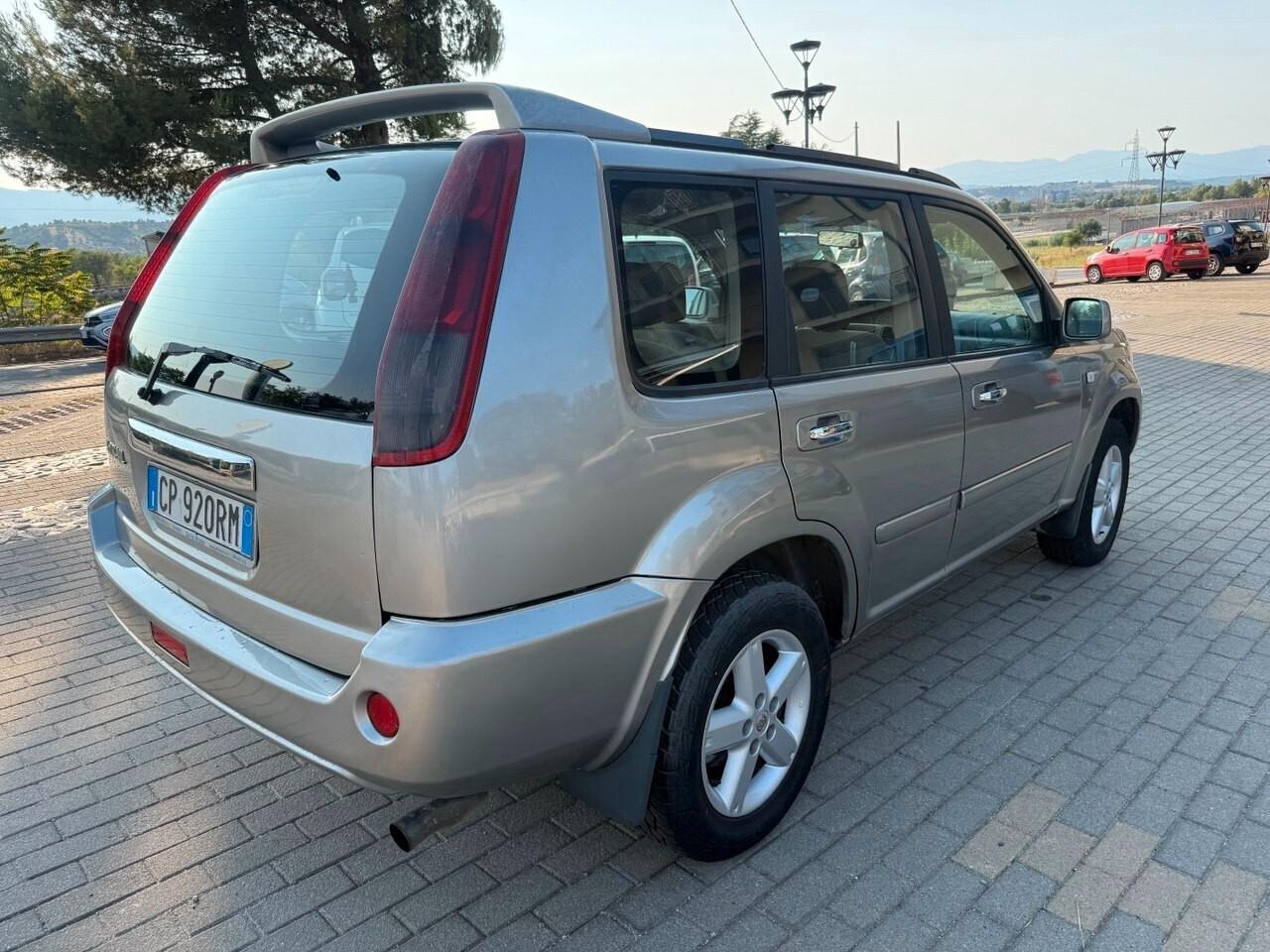 Nissan X-Trail 2.2 dCi 4x4 bloccaggio