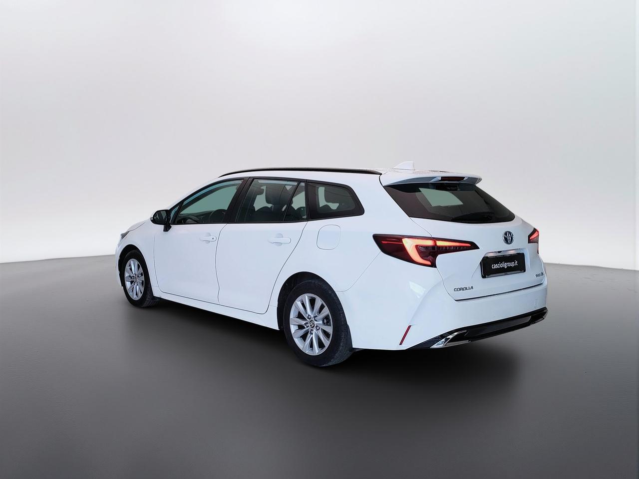 TOYOTA Corolla XII 2023 Touring Sports - Corolla Touring Sports 1.8h Active auto