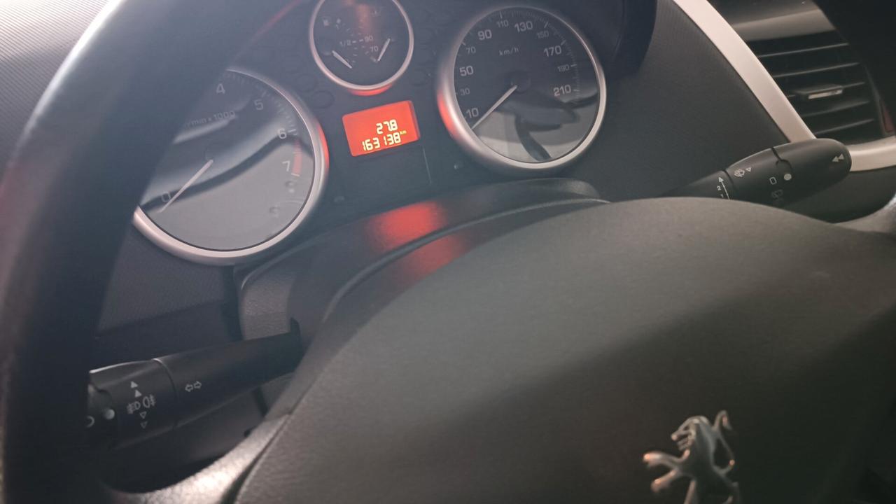 Peugeot 207 1.4 8V 75CV SW Energie ECO GPL