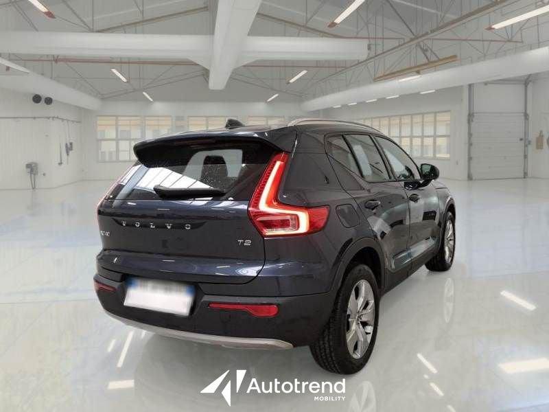 Volvo XC40 T2 129 CV NAVI LED Momentum Pro
