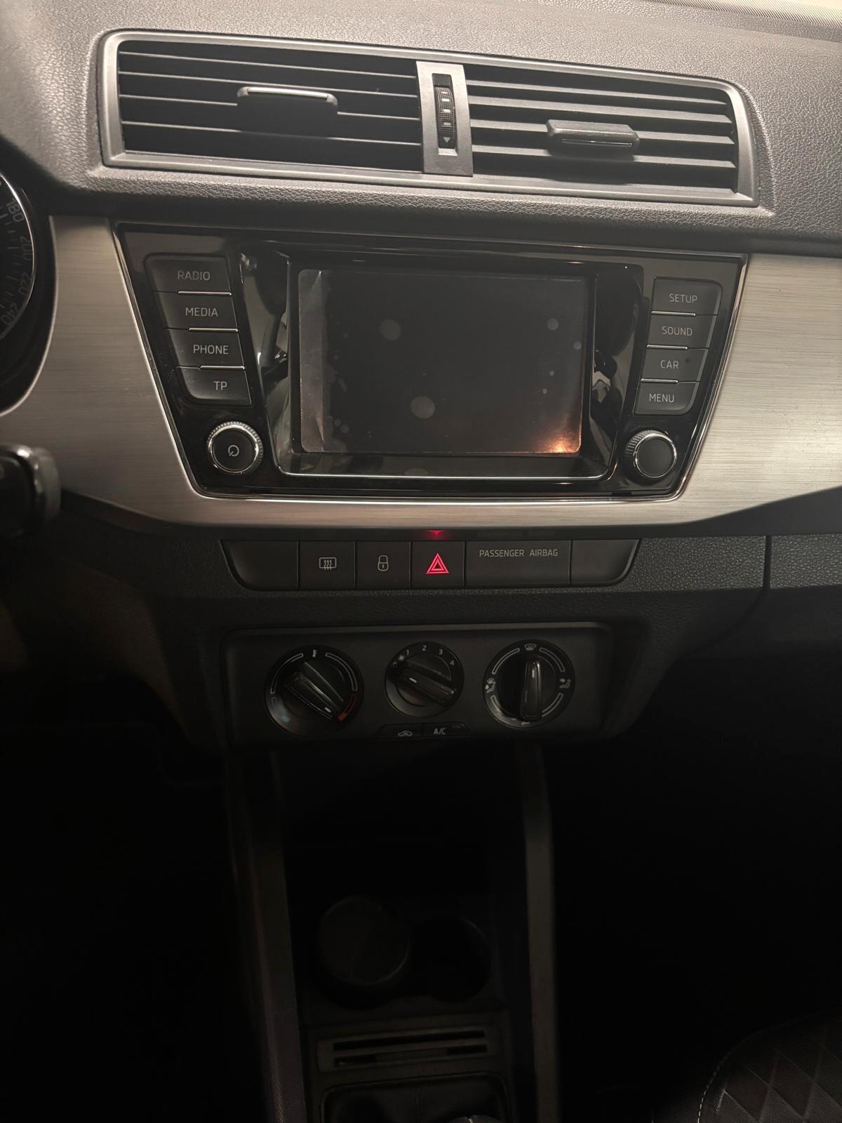 SKODA FABIA ANNO 2017 DS 1.4 ADATTA NEOPATENTATI KM 135 MILA