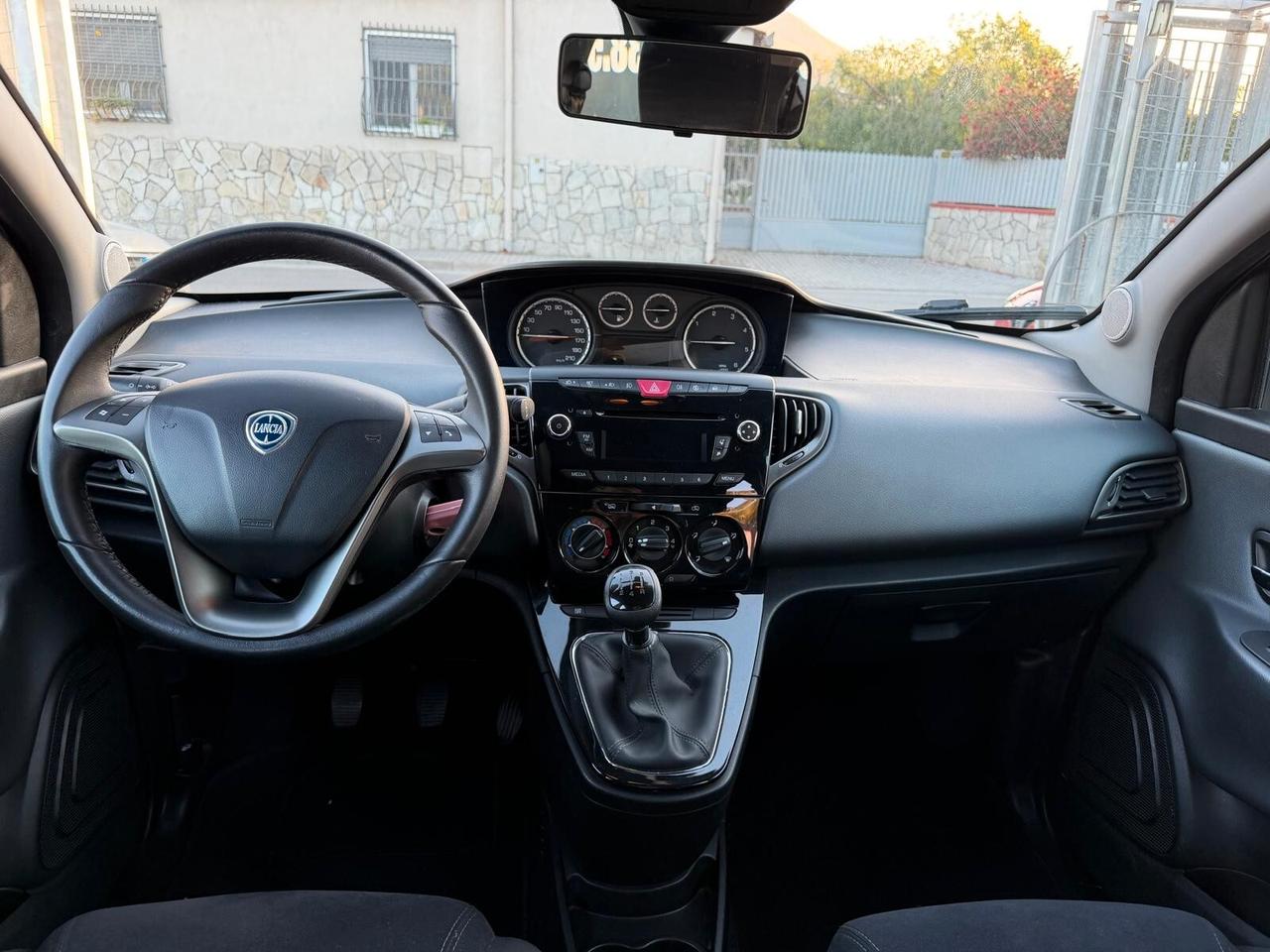 Lancia Ypsilon 1.3 MJT 16V 95 CV 5 porte S&S Silver-2011