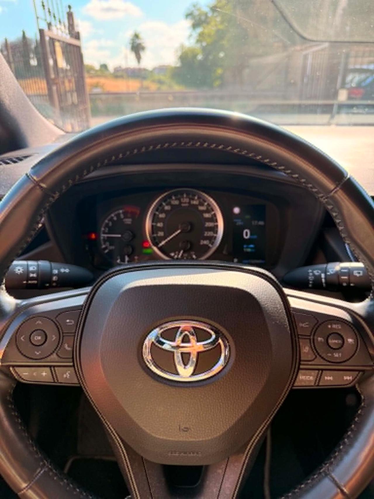 Toyota Corolla 1.8 Benz/Ibrida OK Neop. NO VINCOLO