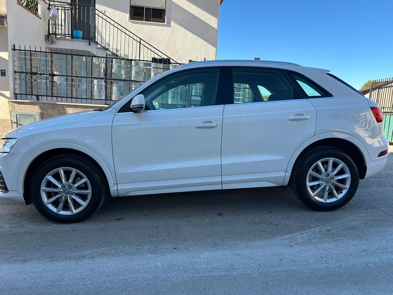 Audi Q3 35 TDI S tronic
