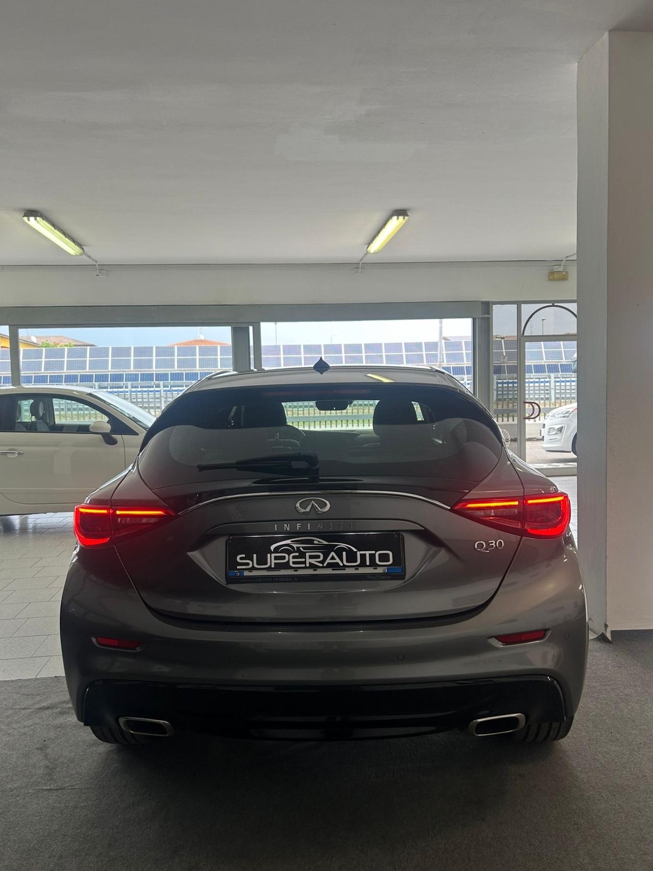 Infiniti Q30 2.2 diesel DCT Business