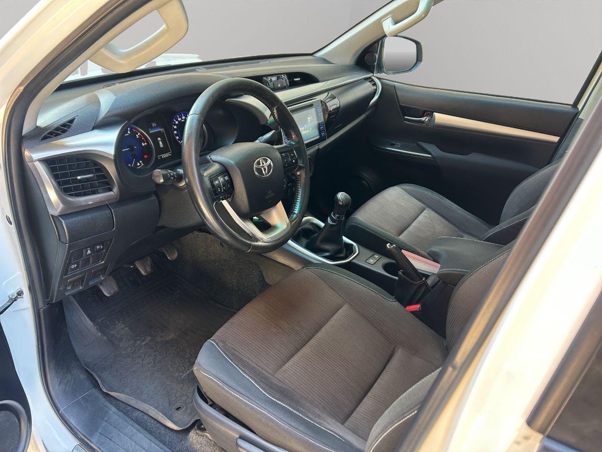 TOYOTA - Hilux - 2.4 d-4d 4x4 EXECUTIVE TELECAMERA + iva