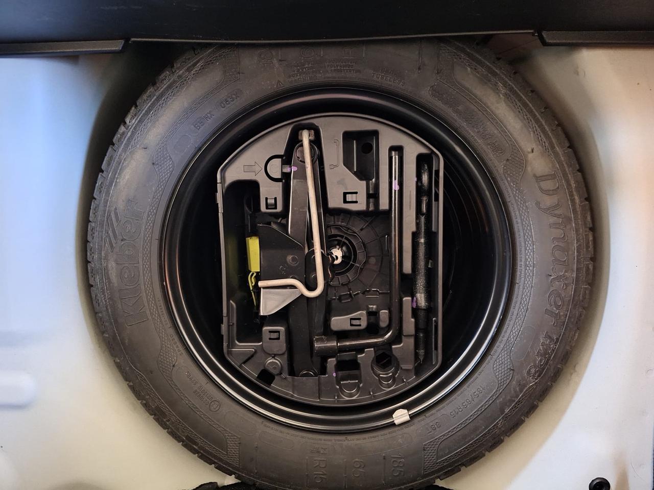 Peugeot 208 PureTech 82 5 porte Allure