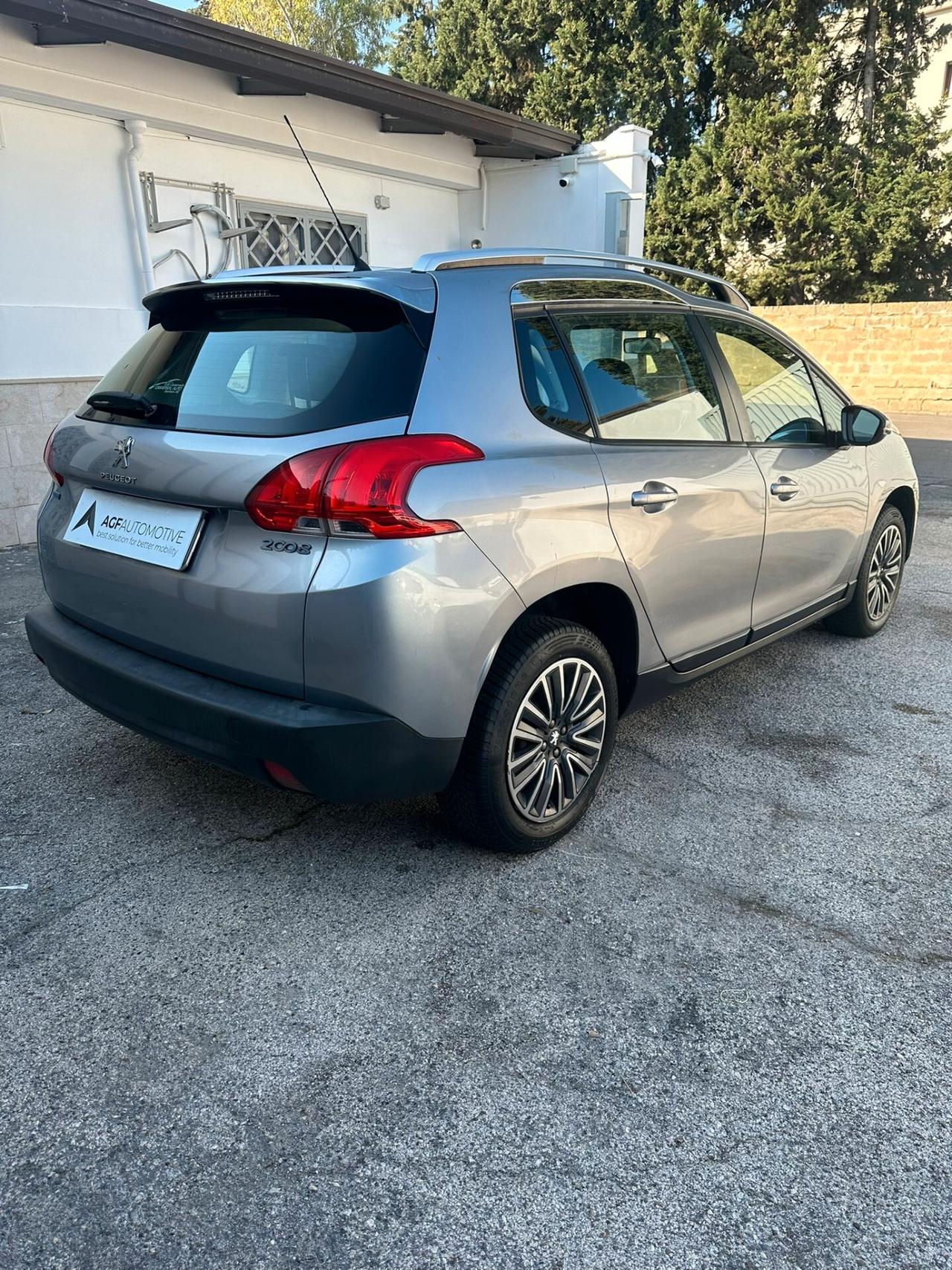 Peugeot 2008 BlueHDi 100 Active