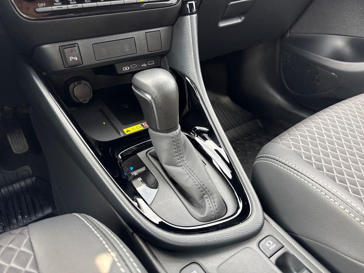 TOYOTA Yaris IV 2020 - Yaris 1.5h 130 Lounge