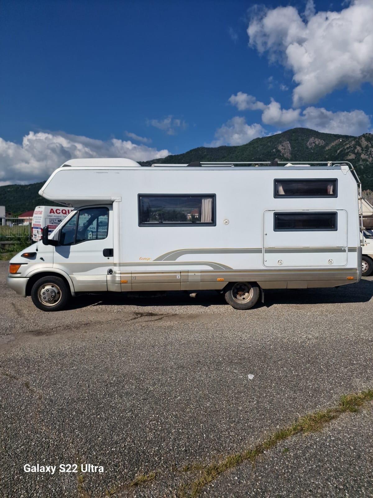 122 laika Ecovip 2 MANSARDATO del 2000 in saldo