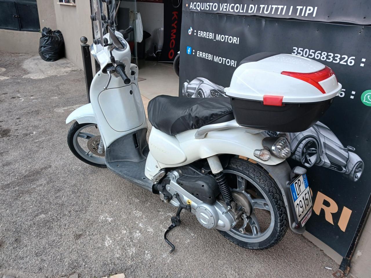 Aprilia Scarabeo 100