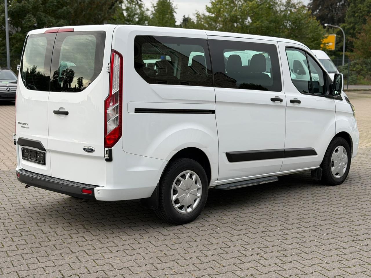 Ford Transit Custom 9 posti doppio clima
