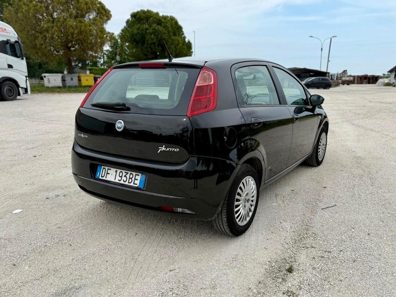 Fiat Grande Punto 1.3 Diesel MTJ unipro NEOPATENTATI