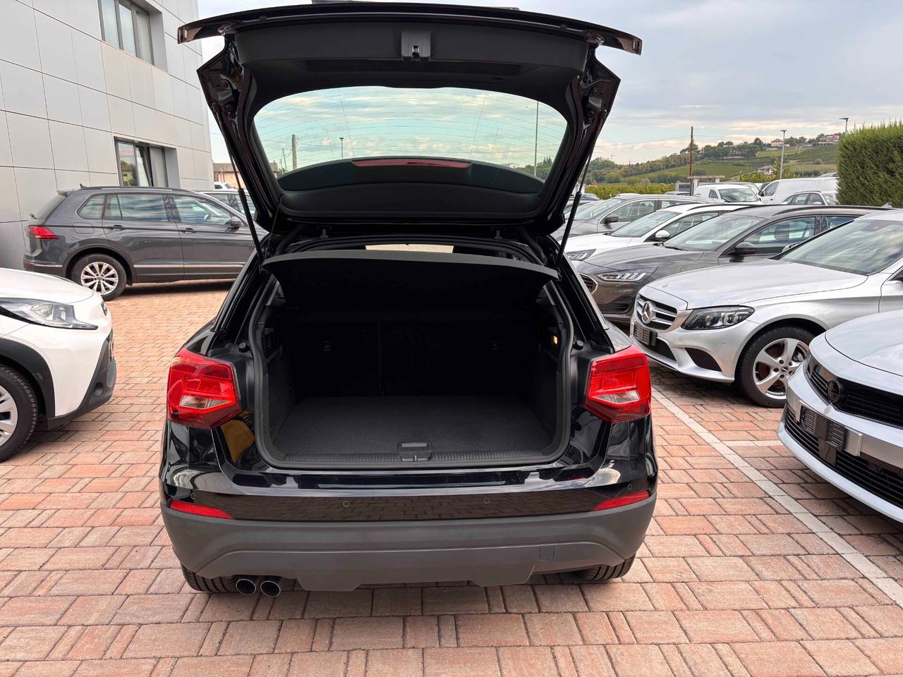 Audi Q2 2.0 TDI quattro S tronic Business