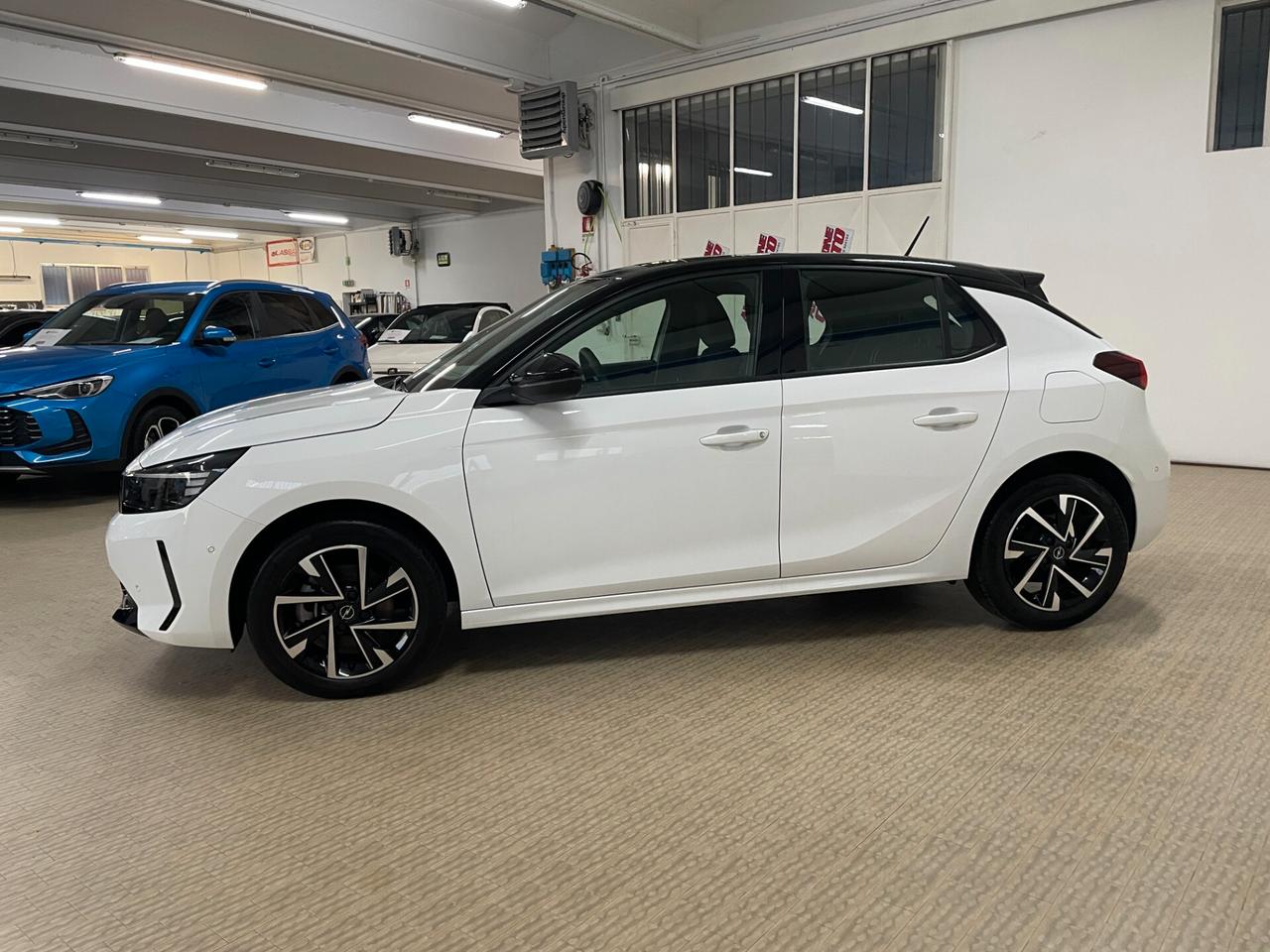 Opel Corsa 1.2 100 CV GS 2025 Bicolor Km 12000