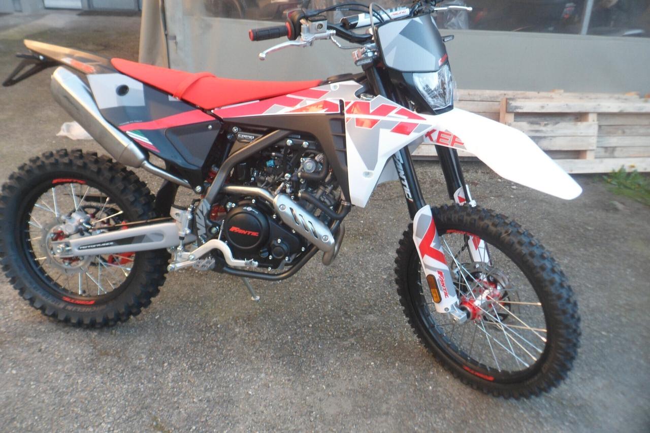 FANTIC XEF 125 ENDURO PERFORMANCE MODELLO 2026 EURO 5 PLUS