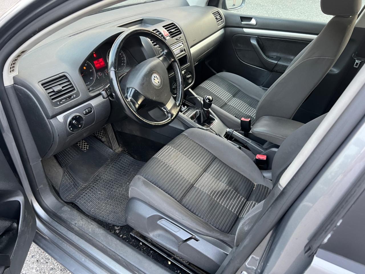 Volkswagen Golf Var. 1.9 TDI DPF Comfort. BlueMot.